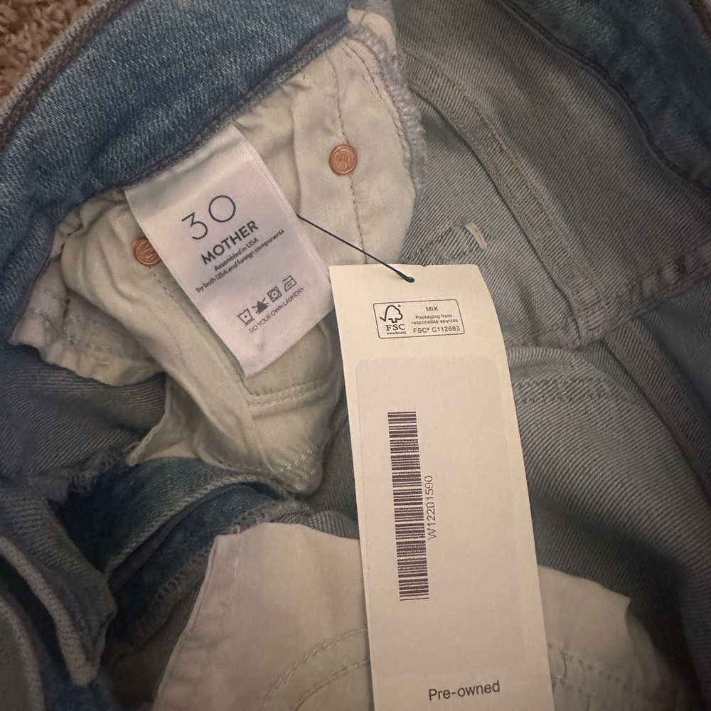 MOTHER The Weekender Fray Jeans sz 30 - Picture 4 of 6